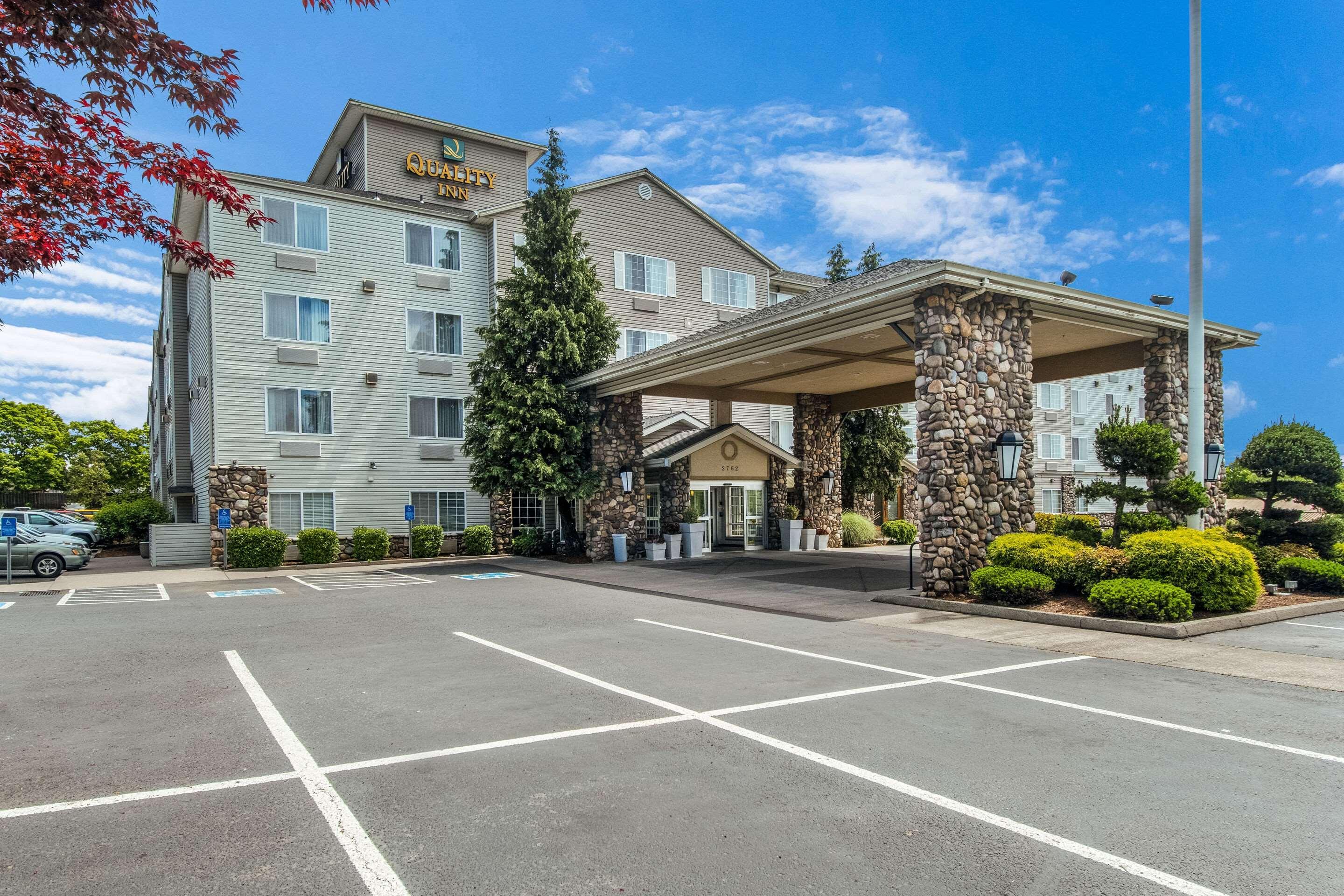 Quality Inn Gresham Exterior photo